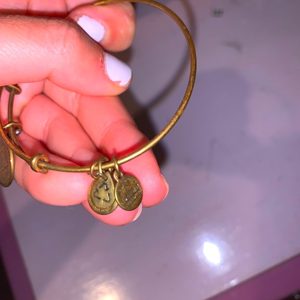 Star of David / Jewish Star Bracelet - Picture 4 of 4